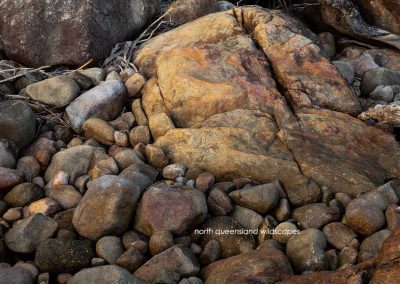 rocks (4) Shepherd Bay