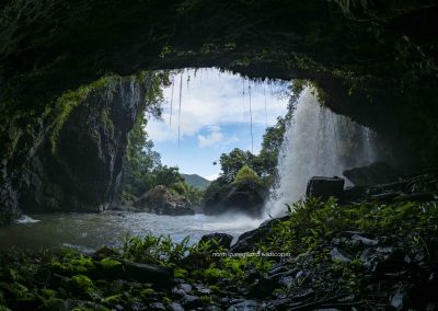 Mysterious Waterfall Caves (1)